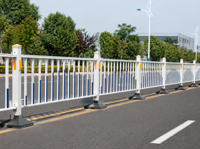 朝天区锌钢道路隔离护栏